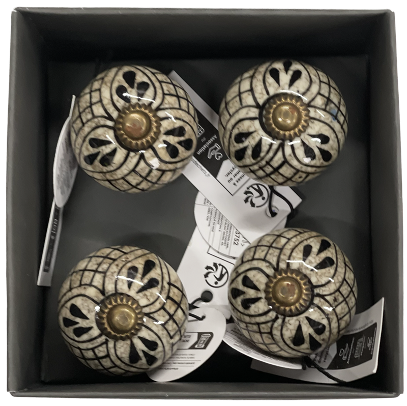 Set of 4 Hand Painted Ceramic Cabinet,Drawer Knobs/Waedrobe Pulls, Black/Beige(HH5740-1)